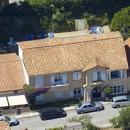 Hotel Lou Paouvadou 3*