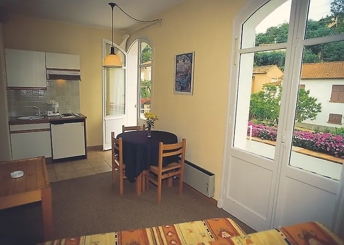 Hotel Lou Paouvadou 3*