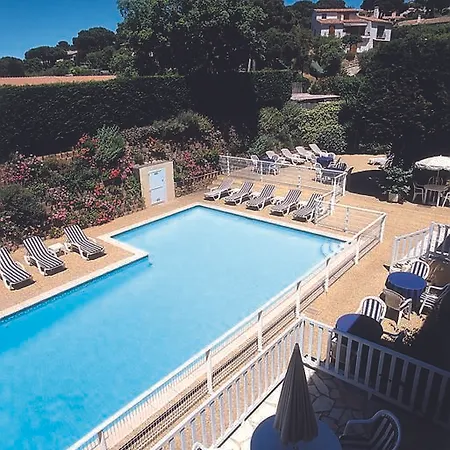 Otel Lou Paouvadou 3*